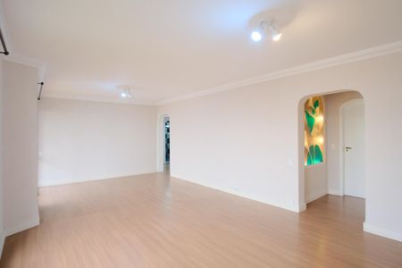 Apartamento para alugar com 160m², 4 quartos e 2 vagasSala
