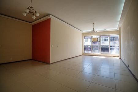 Sala de apartamento para alugar com 3 quartos, 140m² em Tijuca, Rio de Janeiro