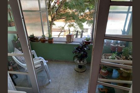Apartamento à venda com 90m², 2 quartos e sem vaga