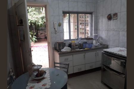 Casa à venda com 200m², 3 quartos e 1 vaga