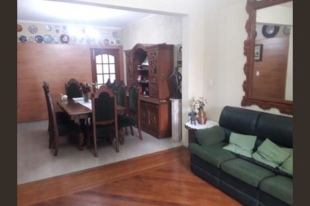 Casa à venda com 3 quartos, 200m² em Vila Clementino, São Paulo