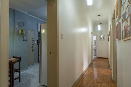 Apartamento à venda com 200m², 3 quartos e 1 vaga Apartamento à venda com 200m², 3 quartos e 1 vagaCorredor dos Quartos