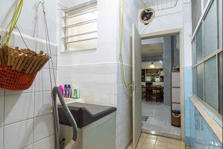 Apartamento à venda com 200m², 3 quartos e 1 vaga Apartamento à venda com 200m², 3 quartos e 1 vagaÁrea de Serviço