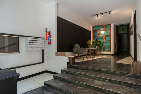 Apartamento à venda com 200m², 3 quartos e 1 vaga Apartamento à venda com 200m², 3 quartos e 1 vagaÁrea comum - Hall Social