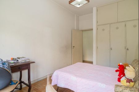 Apartamento à venda com 200m², 3 quartos e 1 vaga Apartamento à venda com 200m², 3 quartos e 1 vagaQuarto 2