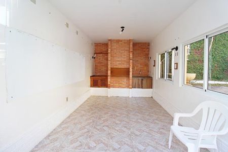 Área de Lazer de casa à venda com 3 quartos, 229m² em Teresópolis, Porto Alegre