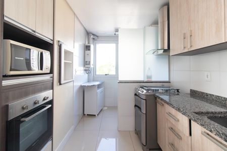 Apartamento à venda com 68m², 2 quartos e 1 vaga Apartamento à venda com 68m², 2 quartos e 1 vagaCozinha e Área de Serviço