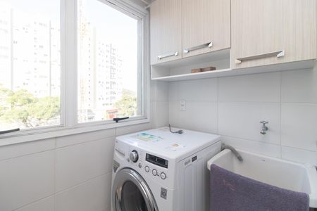 Apartamento à venda com 68m², 2 quartos e 1 vaga Apartamento à venda com 68m², 2 quartos e 1 vagaCozinha e Área de Serviço