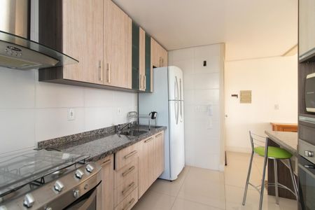 Apartamento à venda com 68m², 2 quartos e 1 vaga Apartamento à venda com 68m², 2 quartos e 1 vagaCozinha e Área de Serviço