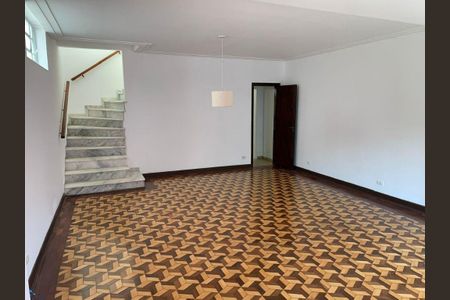 Casa à venda com 3 quartos, 192m² em Jardim da Gloria, São Paulo