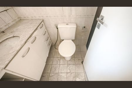 Apartamento à venda com 75m², 3 quartos e 2 vagasBanheiro da Suíte