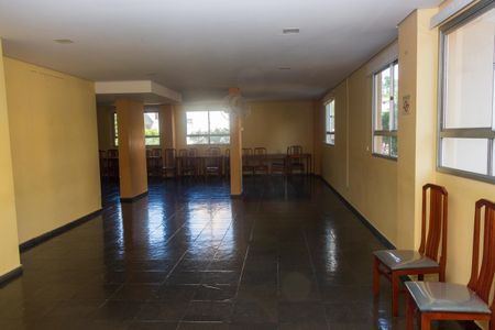 Apartamento à venda com 75m², 3 quartos e 2 vagasÁrea comum - Salão de festas