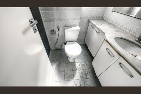 Apartamento à venda com 75m², 3 quartos e 2 vagasBanheiro