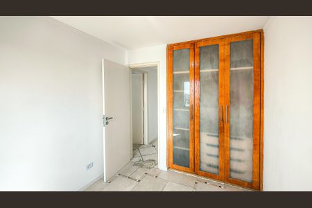 Apartamento à venda com 75m², 3 quartos e 2 vagasQuarto 2