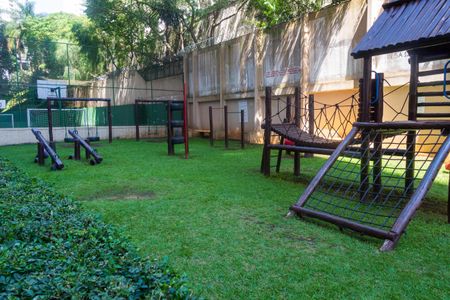 Apartamento à venda com 75m², 3 quartos e 2 vagasÁrea comum - Playground
