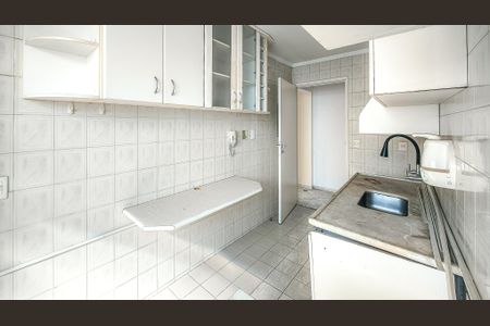 Apartamento à venda com 75m², 3 quartos e 2 vagasCozinha