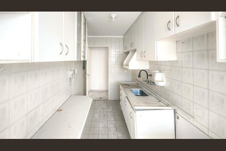 Apartamento à venda com 75m², 3 quartos e 2 vagasCozinha