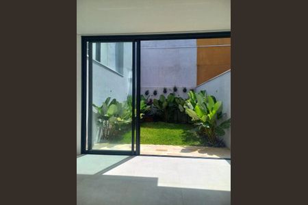 Casa à venda com 165m², 3 quartos e 3 vagas