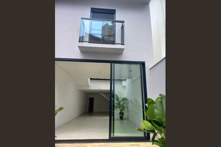 Casa à venda com 165m², 3 quartos e 3 vagas