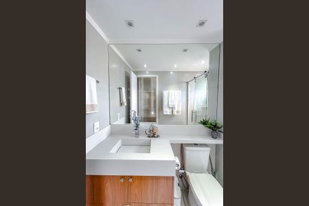 Apartamento à venda com 69m², 2 quartos e 1 vagaBanheiro da Suíte