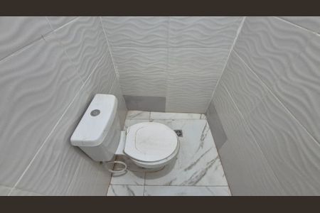 Casa para alugar com 80m², 3 quartos e sem vagaBanheiro 