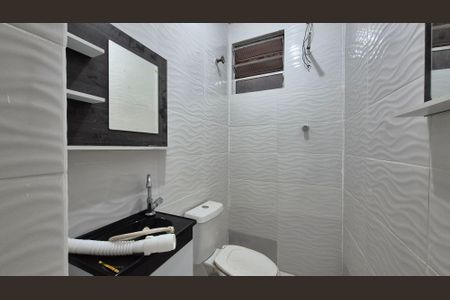 Casa para alugar com 80m², 3 quartos e sem vagaBanheiro 