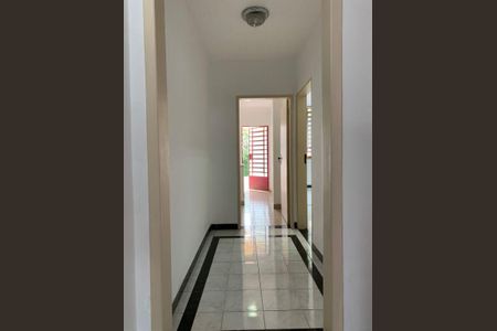 Casa à venda com 76m², 2 quartos e sem vaga