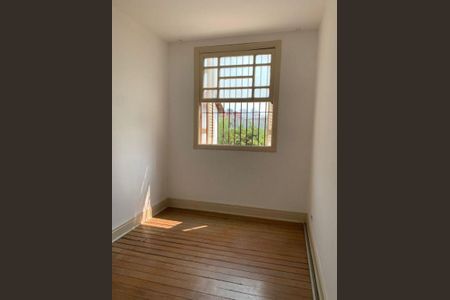 Casa à venda com 76m², 2 quartos e sem vaga