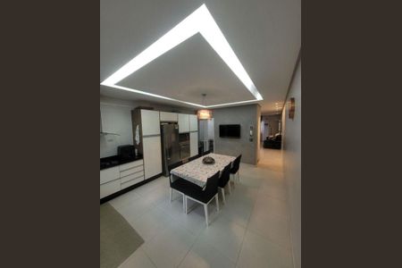 Casa à venda com 4 quartos, 160m² em Vila Monumento, São Paulo