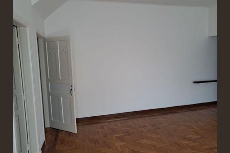 Casa à venda com 4 quartos, 240m² em Vila Mariana, São Paulo