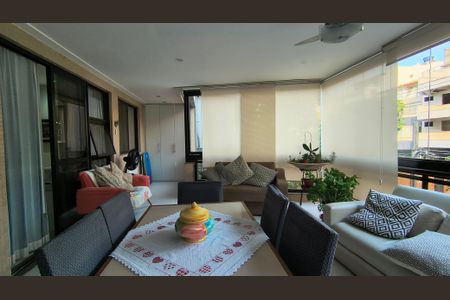 Apartamento à venda com 102m², 3 quartos e 1 vaga