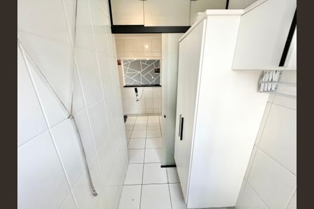 Apartamento para alugar com 59m², 2 quartos e 1 vagaÁrea de Serviço