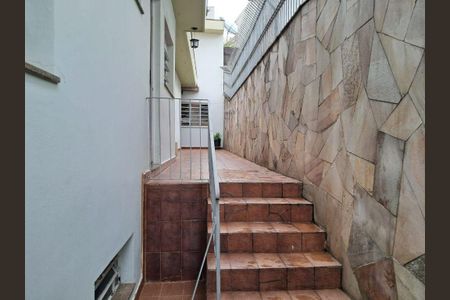 Casa à venda com 238m², 3 quartos e 3 vagas