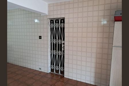 Casa à venda com 238m², 3 quartos e 3 vagas