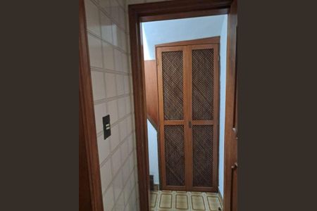 Casa à venda com 238m², 3 quartos e 3 vagas