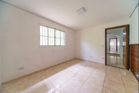 Casa para alugar com 300m², 4 quartos e 2 vagas Casa para alugar com 300m², 4 quartos e 2 vagasSala de TV