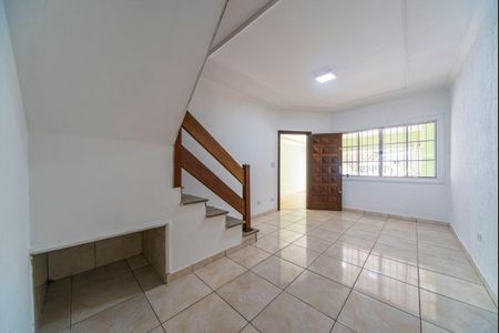 Casa para alugar com 300m², 4 quartos e 2 vagas Casa para alugar com 300m², 4 quartos e 2 vagasSala
