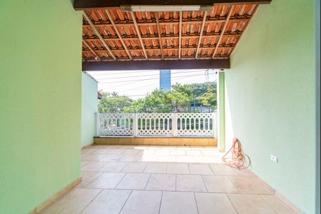 Casa para alugar com 300m², 4 quartos e 2 vagas Casa para alugar com 300m², 4 quartos e 2 vagasVaranda do Quarto 4