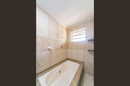 Casa para alugar com 300m², 4 quartos e 2 vagas Casa para alugar com 300m², 4 quartos e 2 vagasBanheiro do Quarto 4