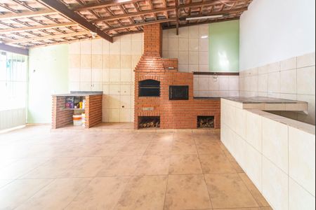 Casa para alugar com 300m², 4 quartos e 2 vagas Casa para alugar com 300m², 4 quartos e 2 vagasÁrea Gourmet