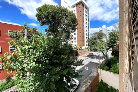 Apartamento para alugar com 135m², 3 quartos e 2 vagasVista da Suíte 1