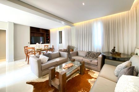 Apartamento para alugar com 135m², 3 quartos e 2 vagasSala