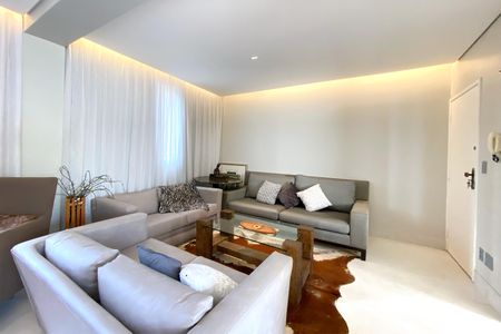 Apartamento para alugar com 135m², 3 quartos e 2 vagasSala
