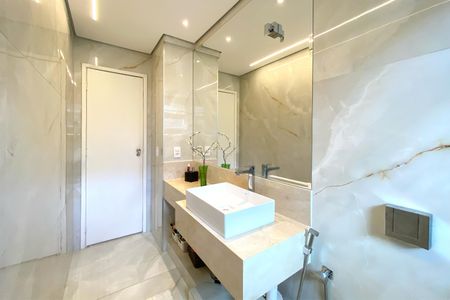 Apartamento para alugar com 135m², 3 quartos e 2 vagasBanheiro