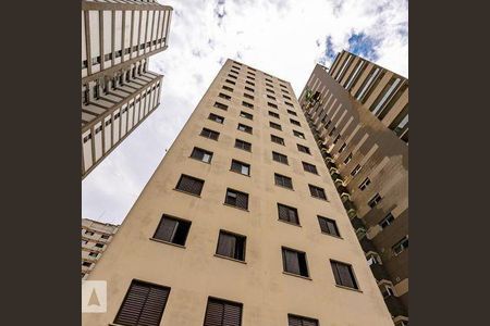 Apartamento à venda com 70m², 2 quartos e 1 vaga