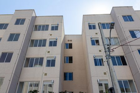 Apartamento para alugar com 42m², 2 quartos e 1 vaga Apartamento para alugar com 42m², 2 quartos e 1 vagaFachada
