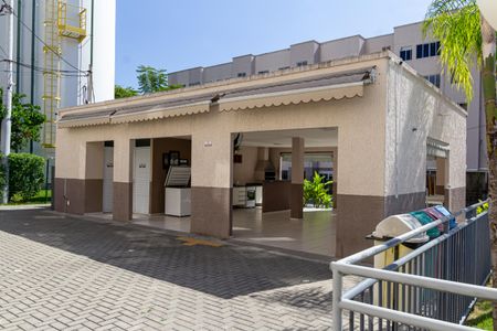 Apartamento para alugar com 42m², 2 quartos e 1 vaga Apartamento para alugar com 42m², 2 quartos e 1 vagaÁrea comum - Salão de festas