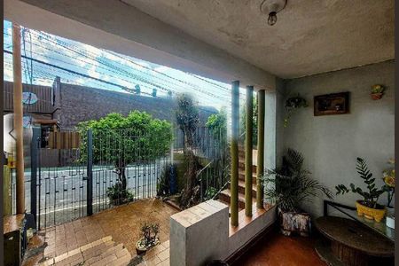 Casa à venda com 125m², 2 quartos e 1 vaga