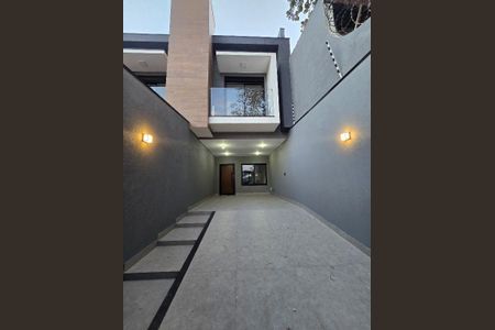 Casa à venda com 192m², 4 quartos e 2 vagas