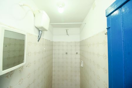 Banheiro de casa para alugar com 1 quarto, 75m² em Vila Lucinda, Santo André